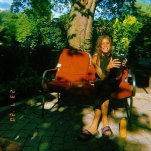 Meet your Posher, Paola